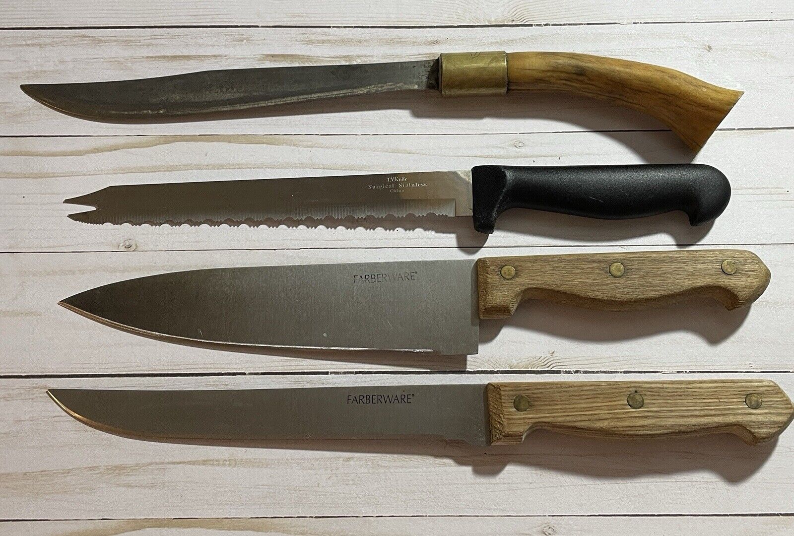 Set of 4 Vtg  Knives 8 Inch Blades 2 -  Farberware , 1 T.V. Knife - 1Stag Handle