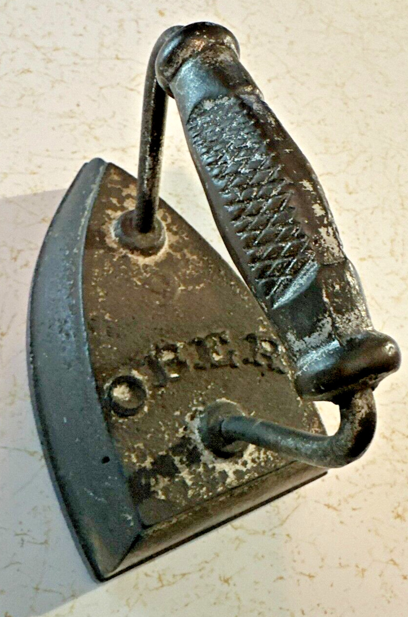 Vintage Ober #9 Cast Iron Iron Made by Ober Mfg. in Ohio #2117