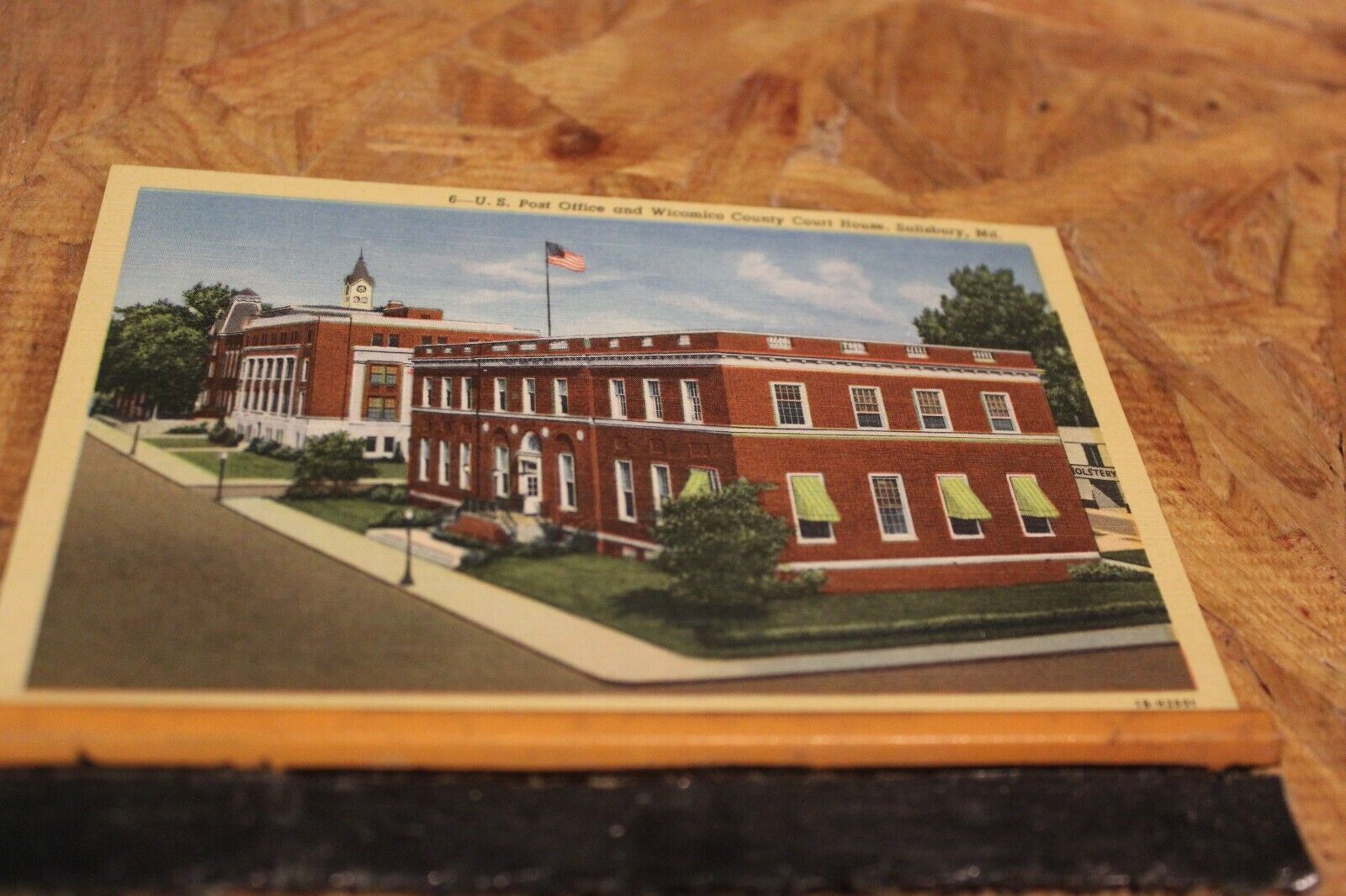 Postcard-A-Post Office/Court House, Salibury, Md.-Linen-Unposted