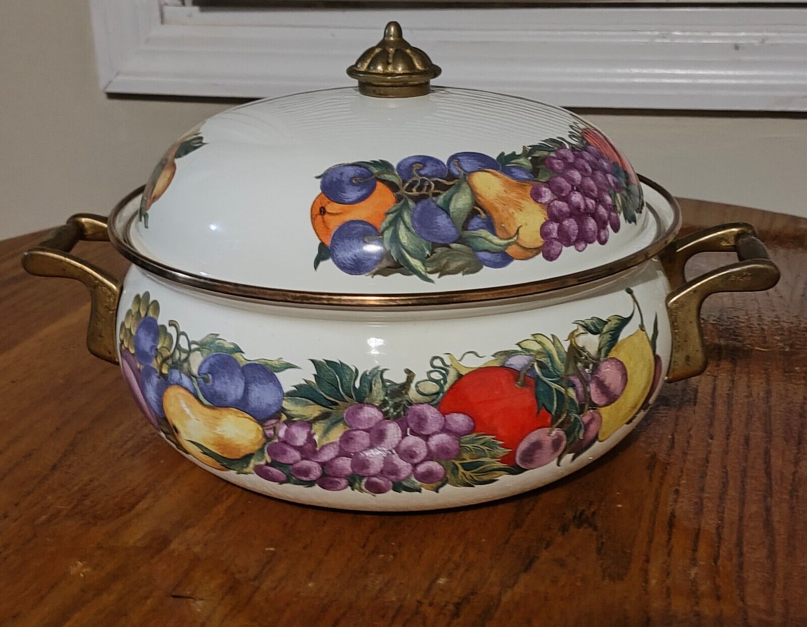 Vintage Orchard Royale Dutch Oven Enamel Pot with Lid Brass Handles | Fruit 