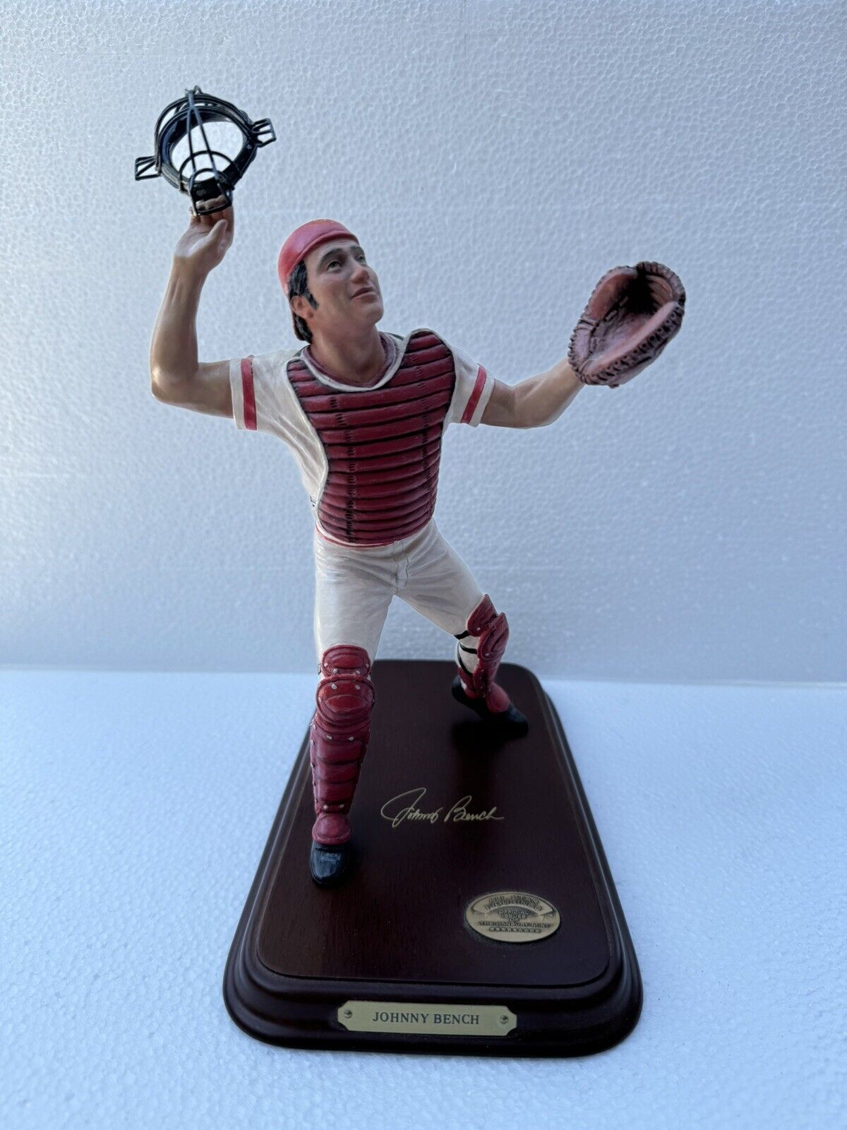 Cincinnati Reds HOF Johnny Bench Danbury Mint Cincinnati Reds Ceramic Figurine