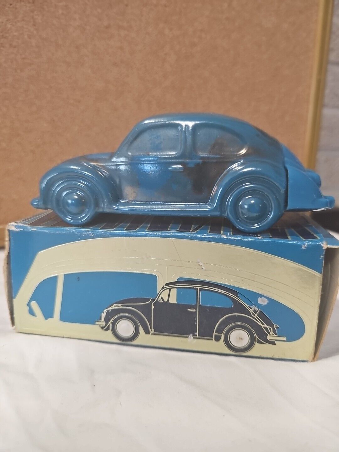 AVON Blue Volkswagen Beetle VINTAGE FULL Wild Country After Shave