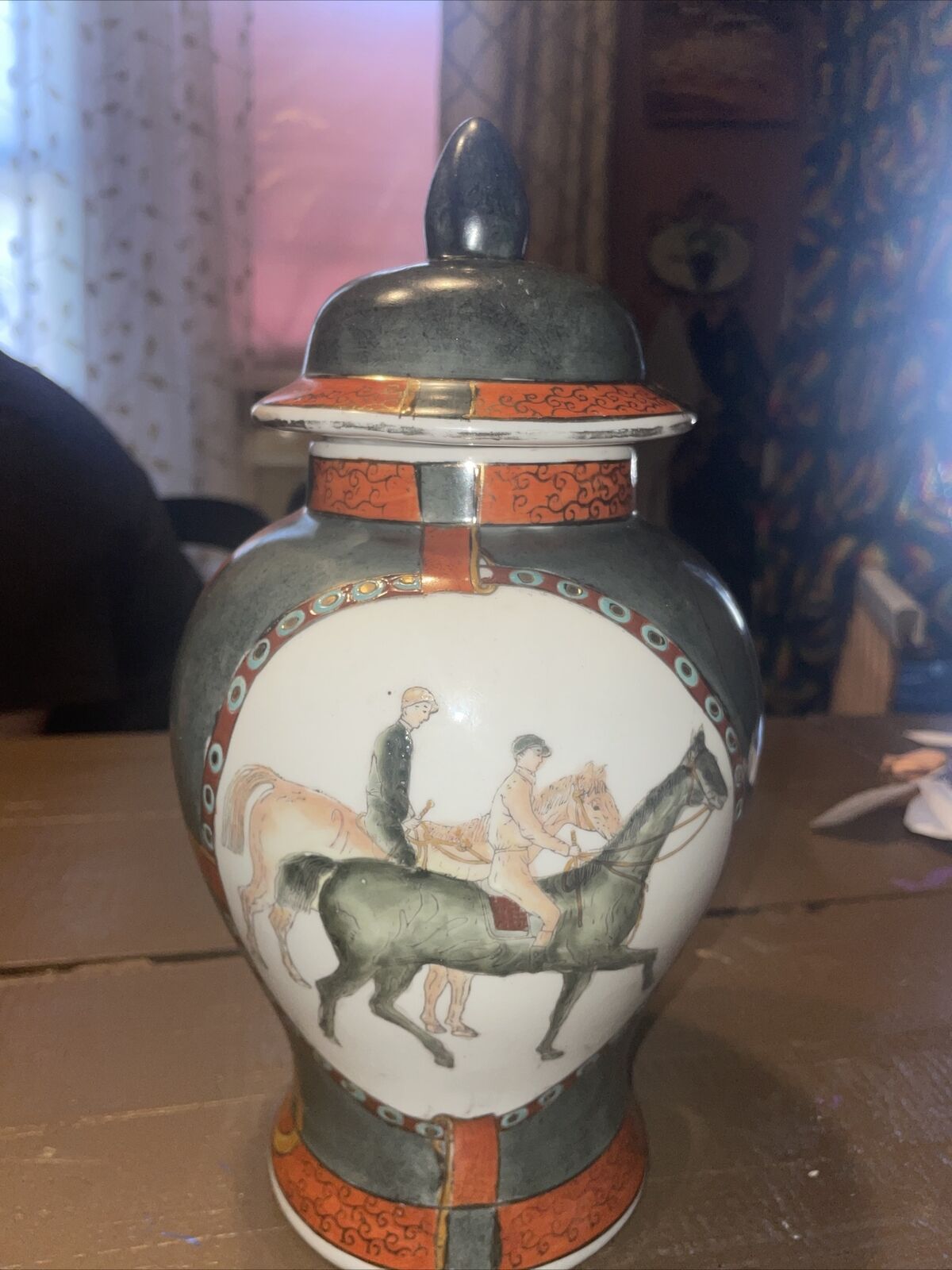 IT'S A BEAUTY-VINTAGE Ginger Jar Horse Equestrian Chinese Temple Jar Chinoiserie