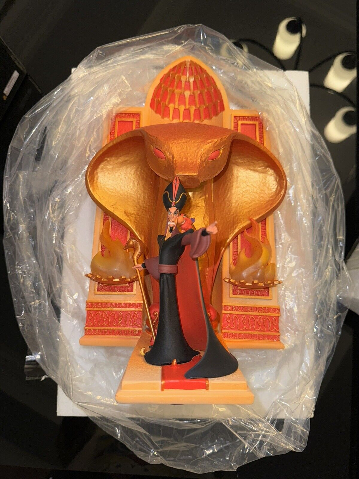 Disney Parks Jafar Light-Up Figure Figurine – Aladdin Limited edition Brand New