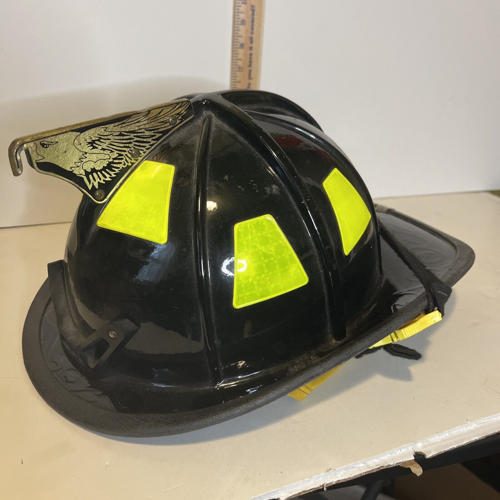 Cairns 1010 BLACK Fire Helmet Great Condition 2005