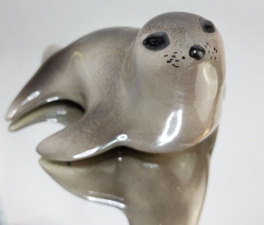 Vintage Carol Waldo Haines, Alaska -Seal Figurine- Rare -Near Mint Condition