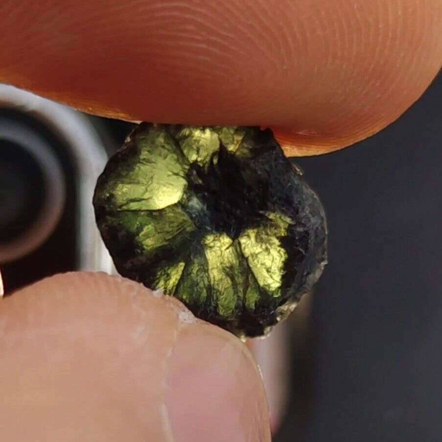 BIG NATURAL RARE TRAPICHE EMERALD CRYSTAL FROM COLOMBIA - 4.8 Cts.