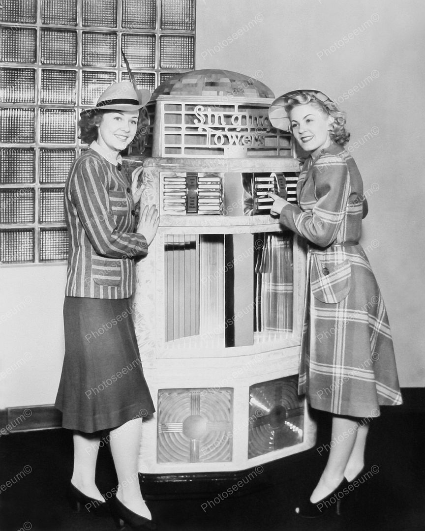 AMI Singing Towers Jukebox 1941 Two Beautiful Models 8x10 Reprint Of Old Photo 1