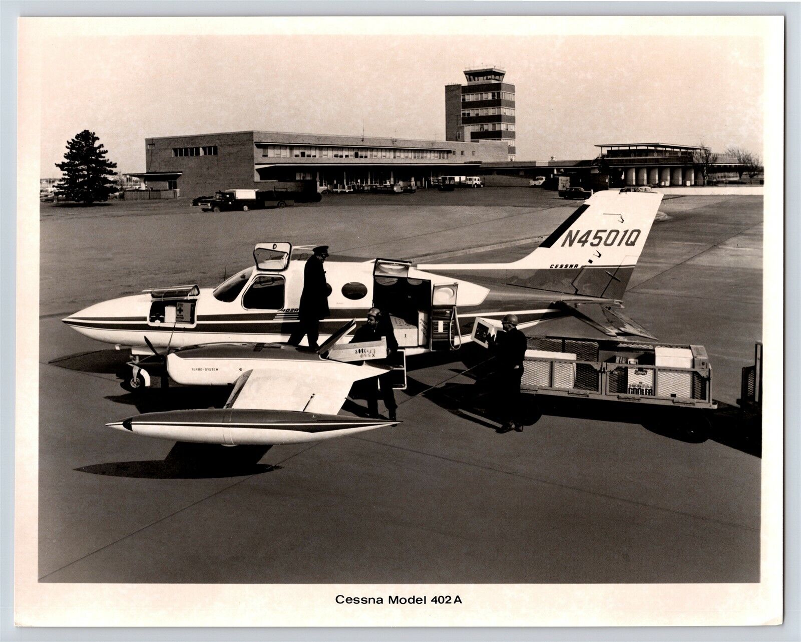 Aviation Airplane c1970s Cessna Model 402A 8x10 B&W Press Photo N4501Q C3