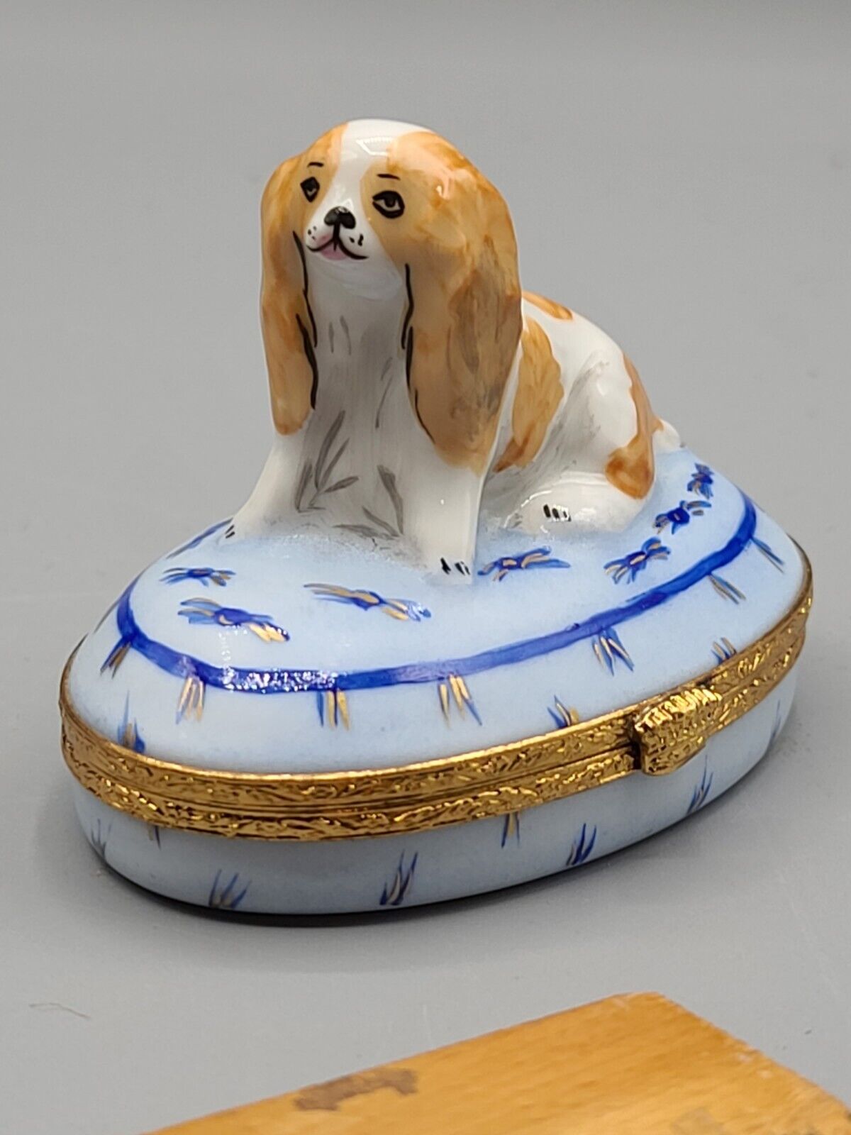 Limoges France Porcelain King Charles Terrier Trinket Box Hand Painted & Signed