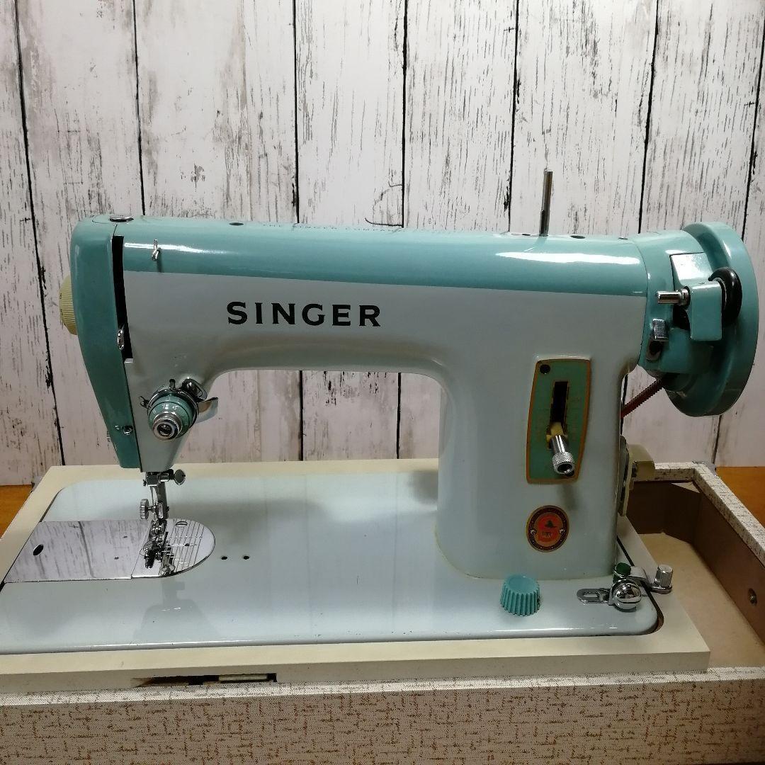SINGER 227 Antique Vintage Sewing Machine Maintained With Light Electric Motor