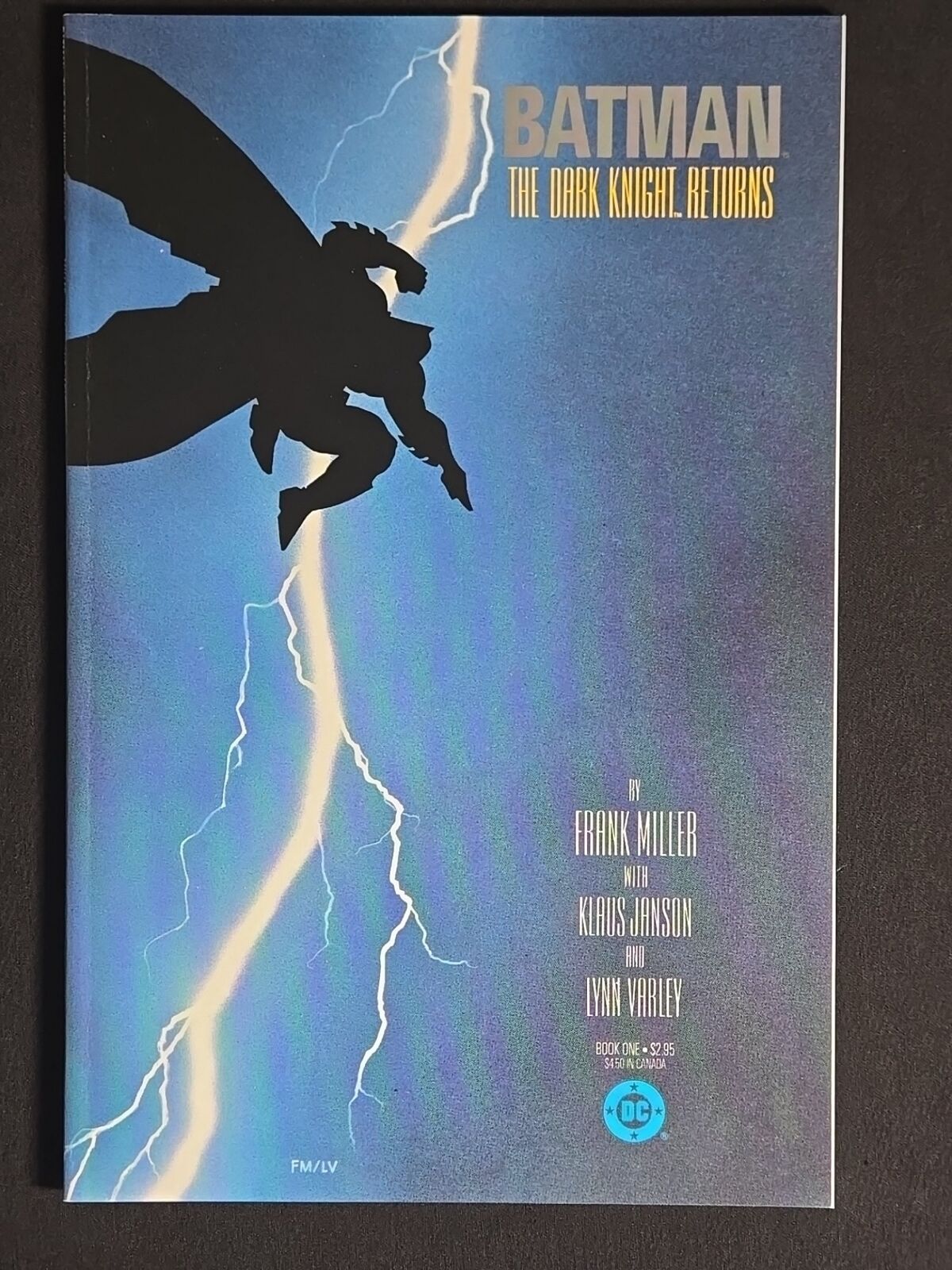 Batman: The Dark Knight Returns #1 VF+ 8.5 1st Carrie Kelly Frank Miller