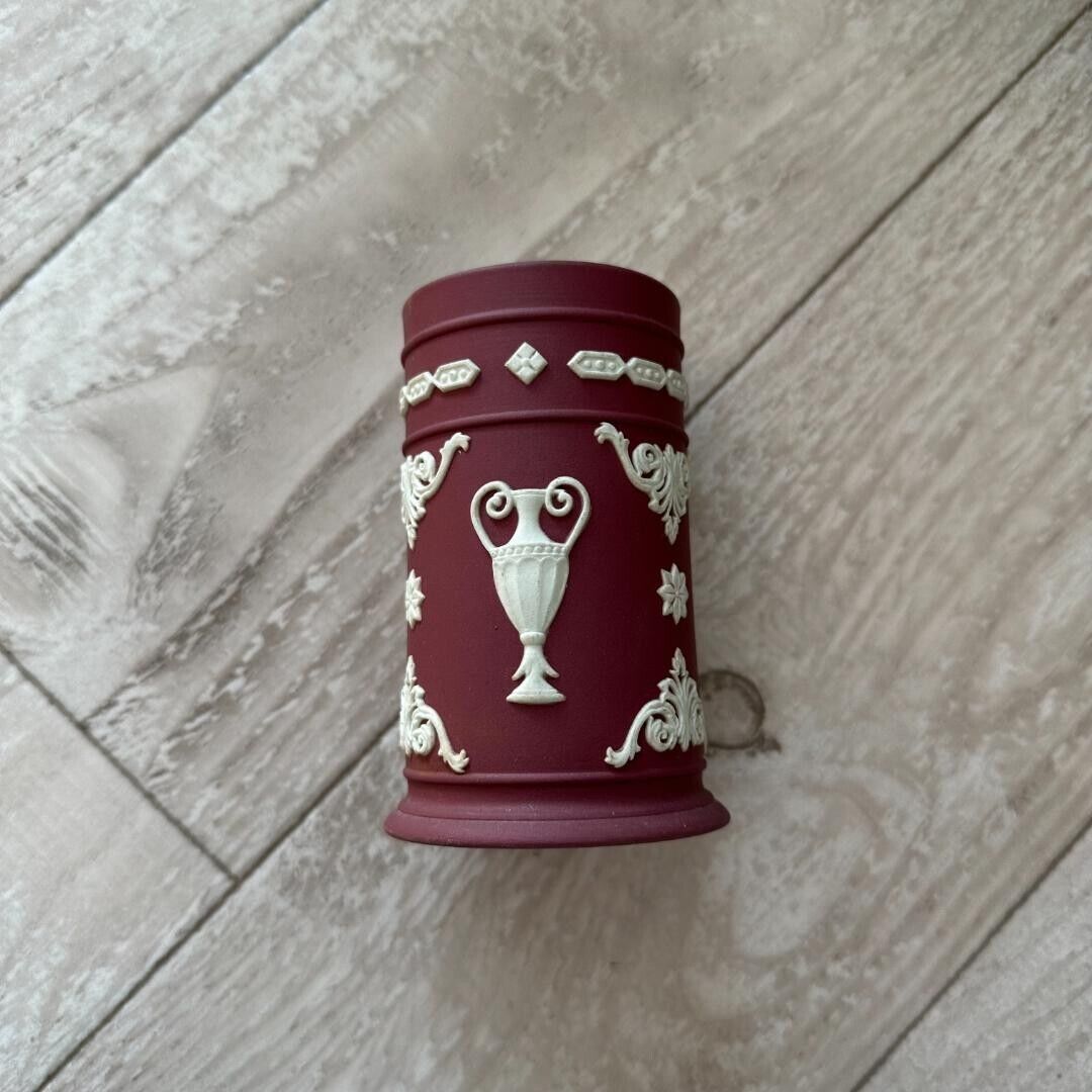 Wedgwood Jasperware Crimson Color Ceramic Flower Vase 10cm 3.9