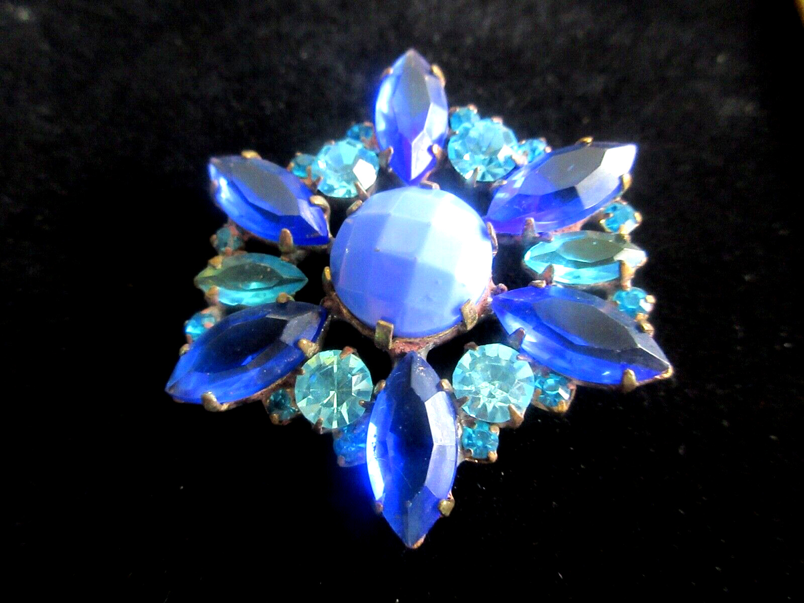 Outstanding  Czech Vintage Glass Rhinestone Button  Turquoise & Blue