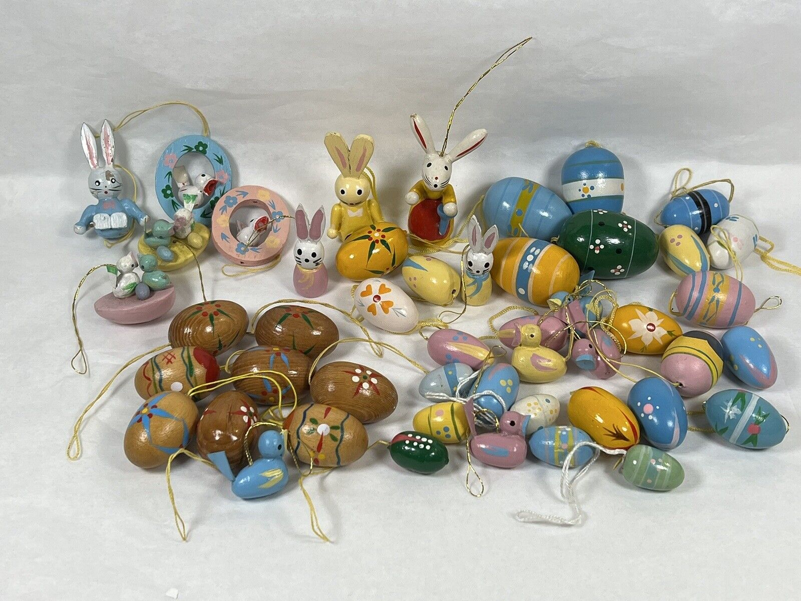 Lot 48 VTG Wooden ERZGEBIRGE?Miniature Easter Bunny Eggs Chick Ornaments .5-2.5”