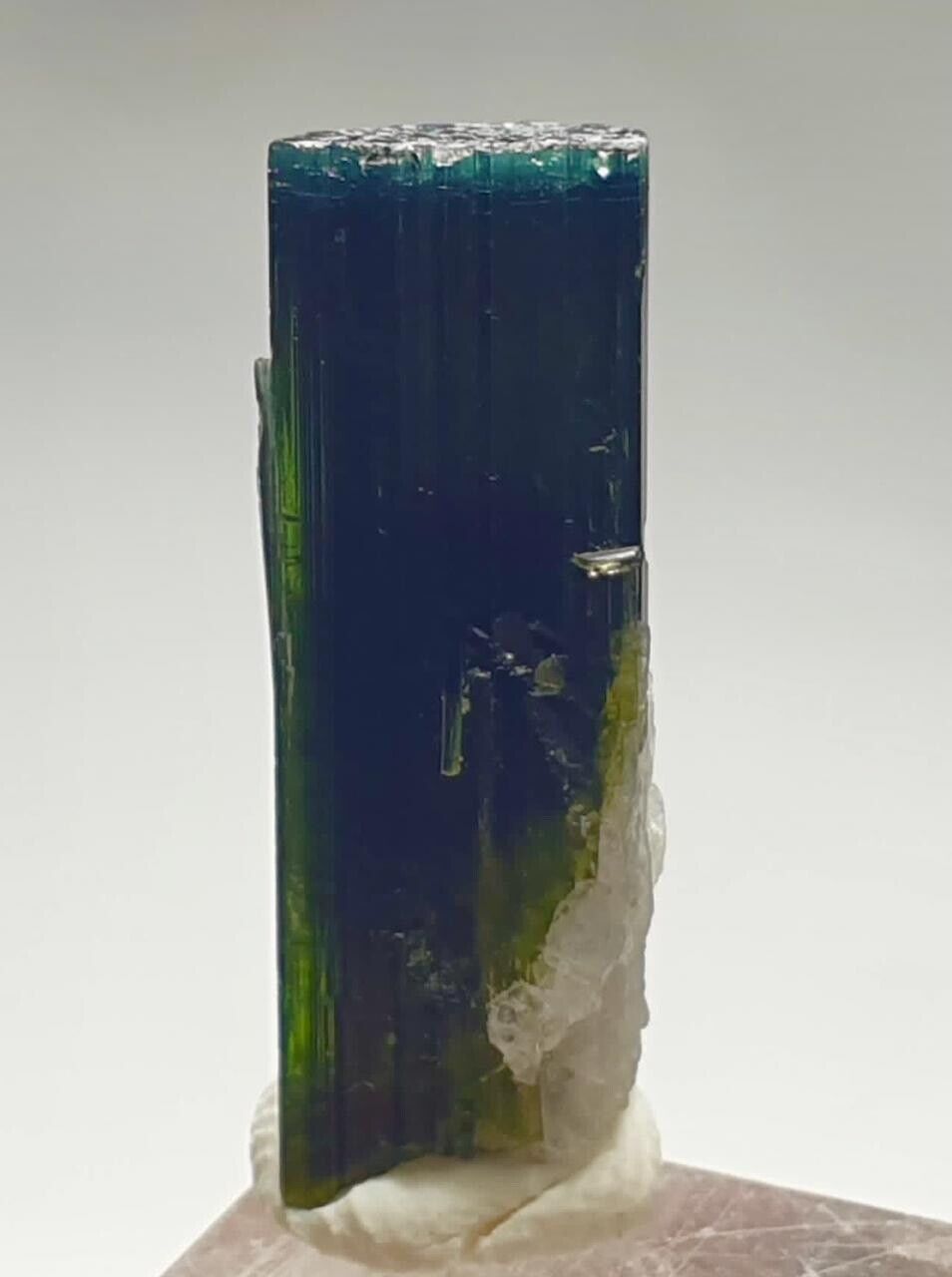 Blue cap Green Terminated Tourmaline crystal 10crts