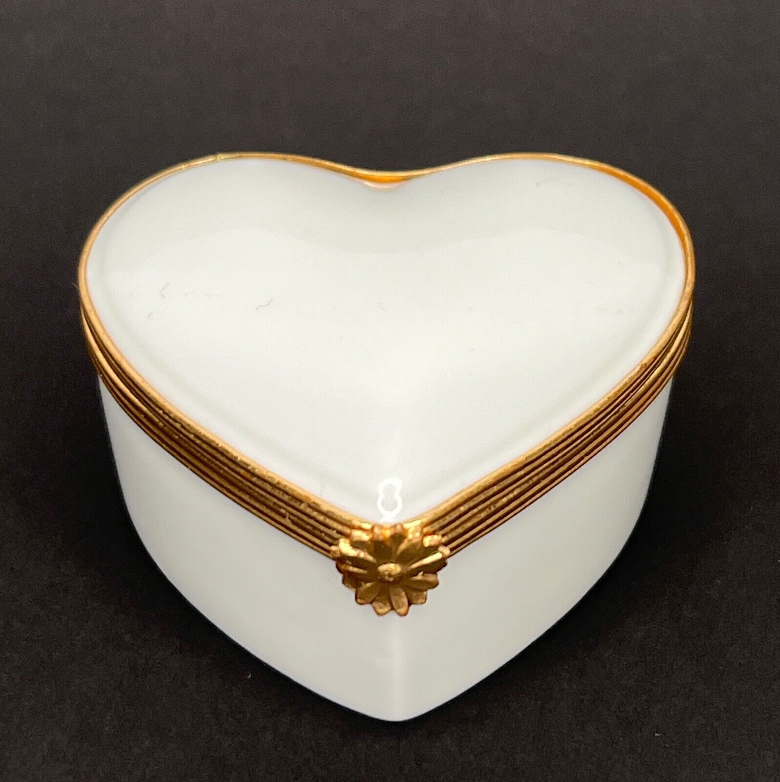 Limoges France Solid White Porcelain Heart Gold-Tone Hinged Small Trinket Box