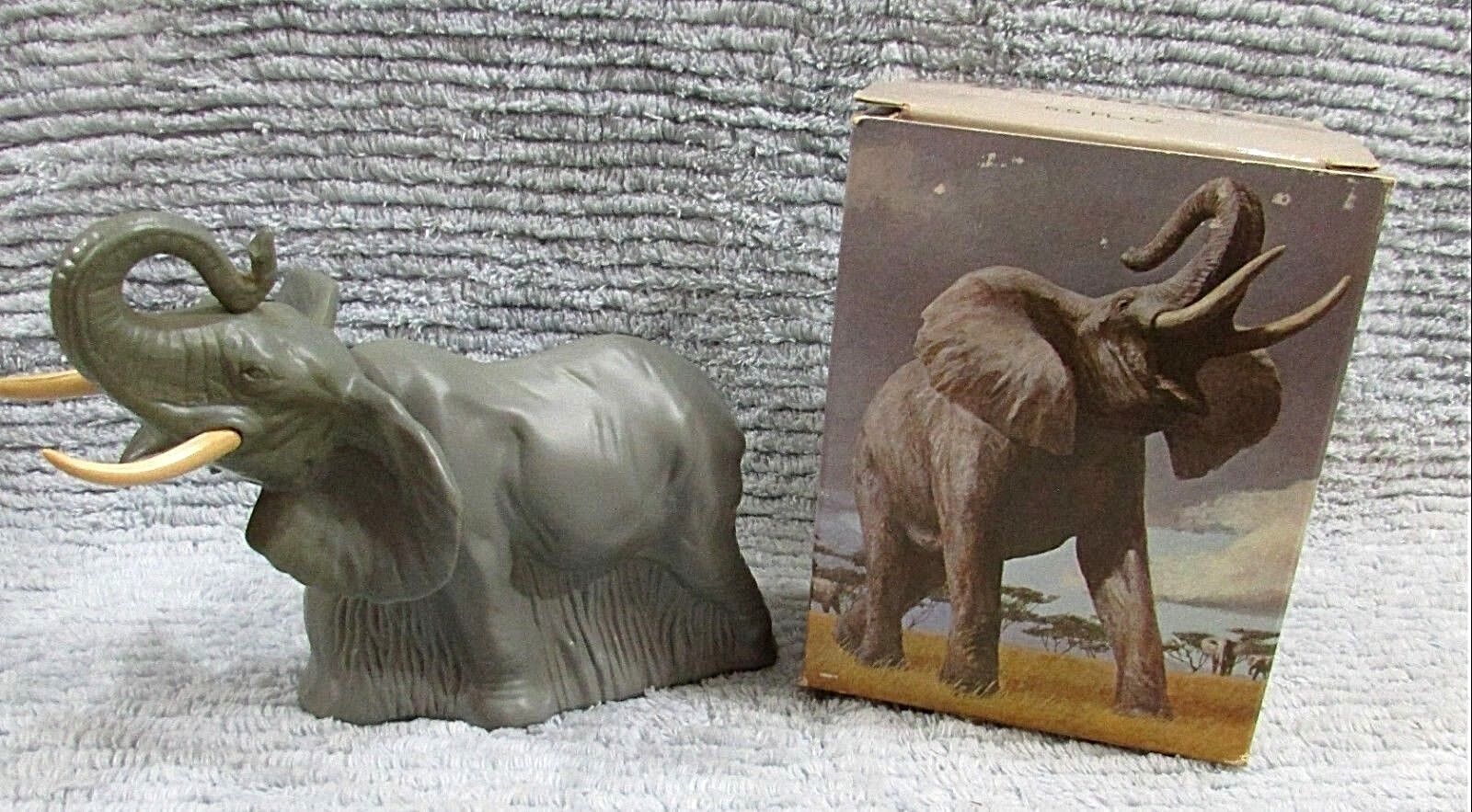 Avon Majestic Elephant Full 5.5 oz Deep Woods After Shave Old Decanter FREE S/H