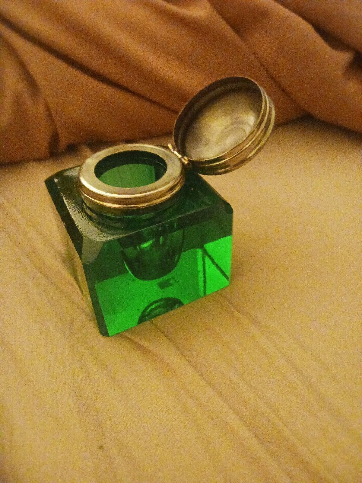 Emerald Green Square Inkwell  with Hinged Metal Top