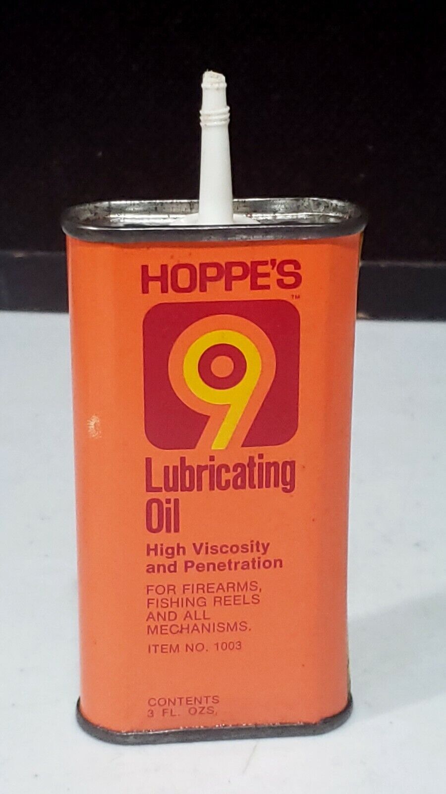 VINTAGE HOPPE\'S LUBRICATING OIL by PENGUIN INDUSTRIES, INC. PARKESBURG, PA. TIN