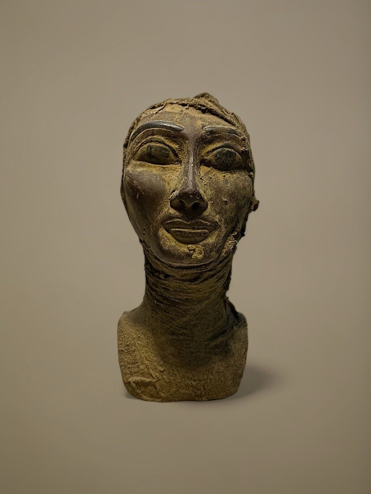 Last item Rare ancient egyptian Antique head of Queen Nefertiti, greatest Queen