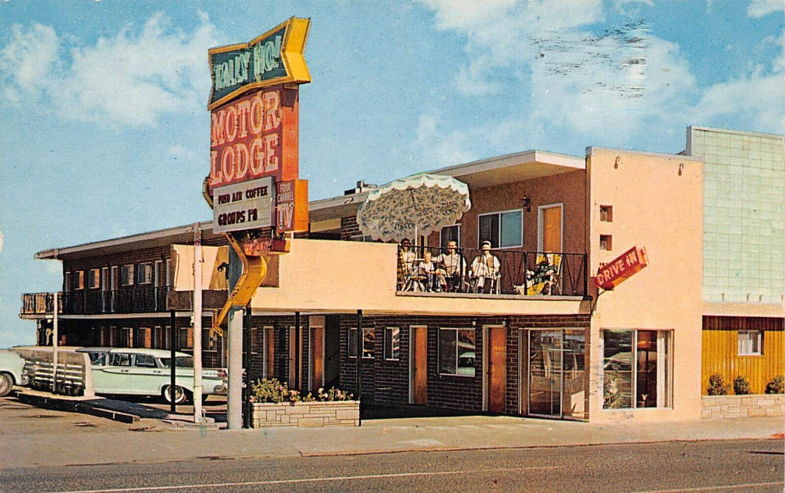 Reno NV Nevada Tally Ho  Motor Lodge Roadside Motel Hwy 40 Vtg Postcard S2