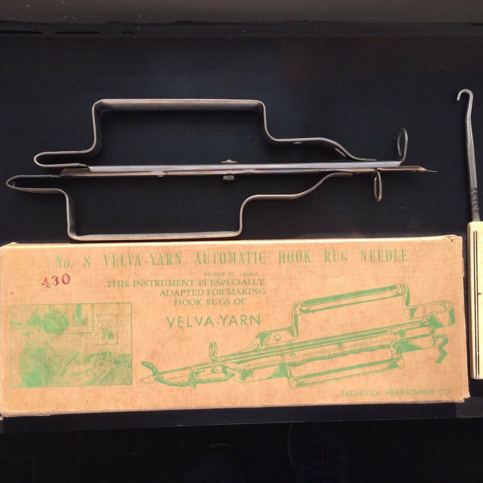 Velva-Yarn Automatic Hook Rug Needle Frederick Herrschner Co Vtg No 8 in Box