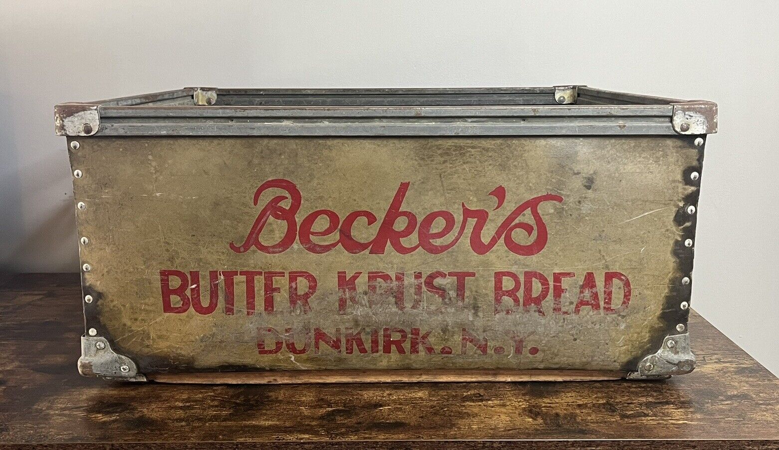 Beckers Butter Krust Bread Dunkirk NY Bakery Store Delivery Box Kennett Fibre Co