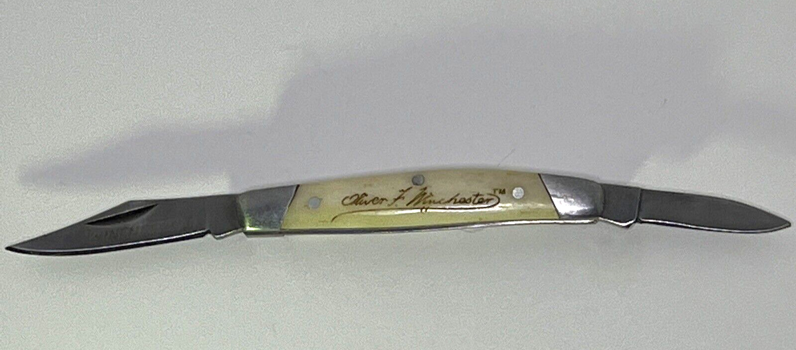 OLIVER F WINCHESTER 2 BLADE POCKET KNIFE RARE COLLECTIBLE