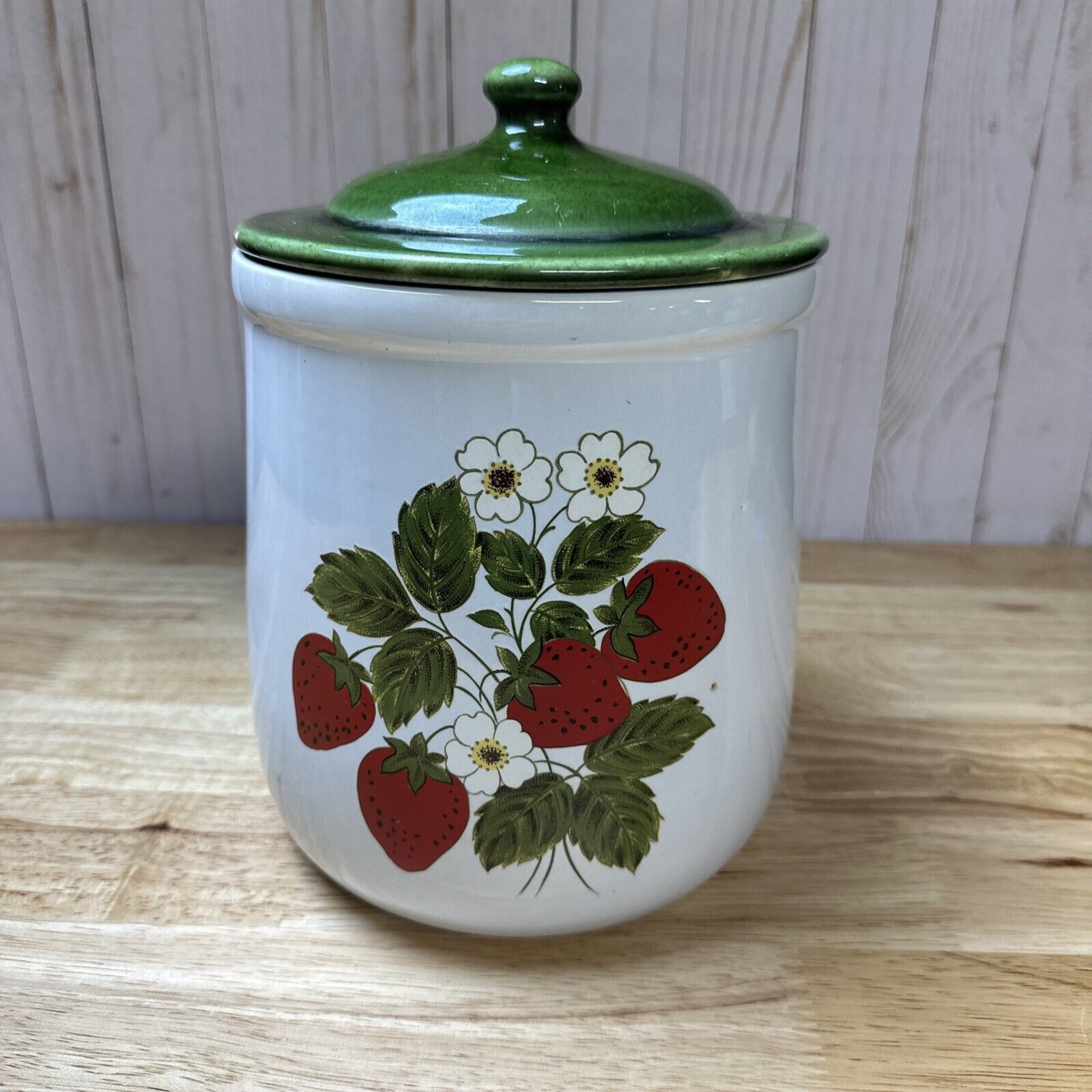 Large 10.5” McCoy USA T133 Pottery Strawberry Country Canister  Jar Green Lid