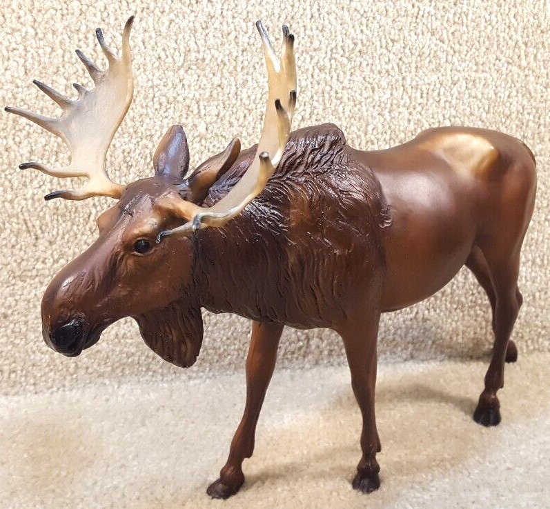 Vintage Breyer Molding Model #79 Brown Moose 13 Inches Long 10 Inches Tall
