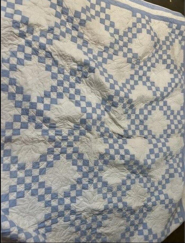 Vintage Quilt Double Irish Chain Blue & White 93 x 101