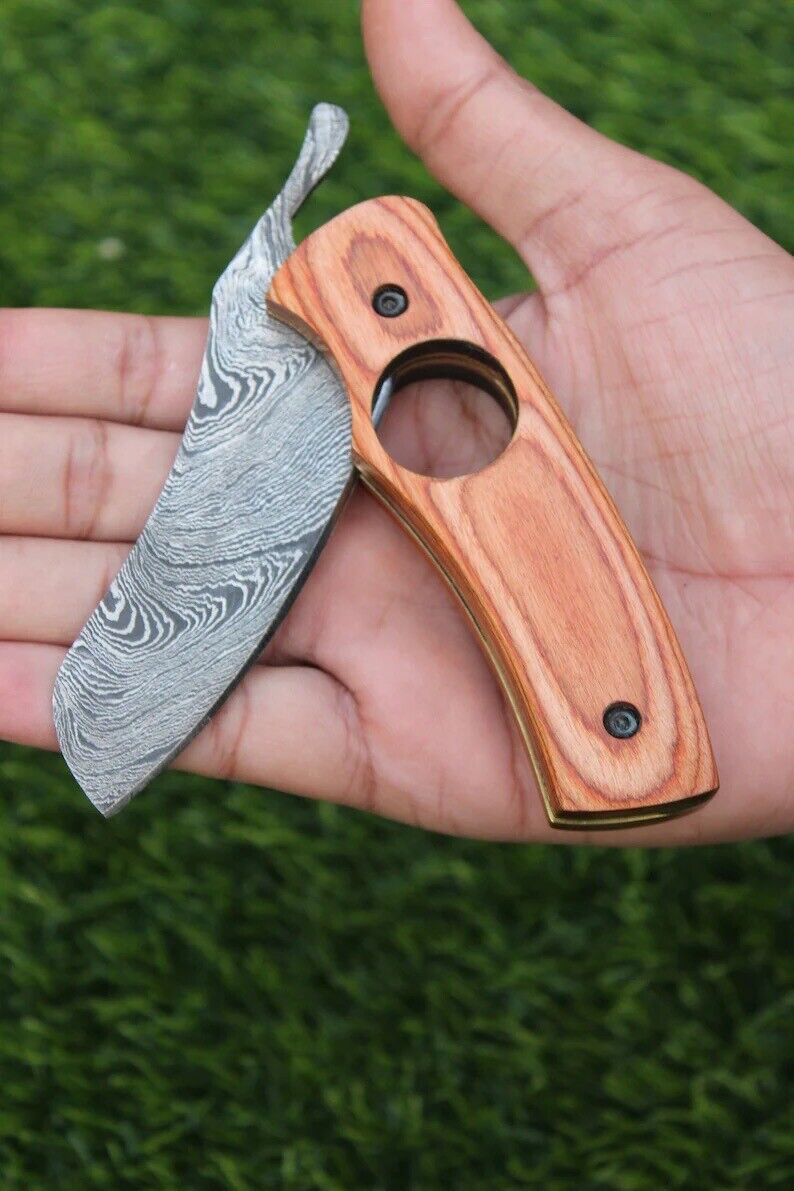 Damascus steel cigar cutter knife with Wooden Handle With Leather Cover And Gift