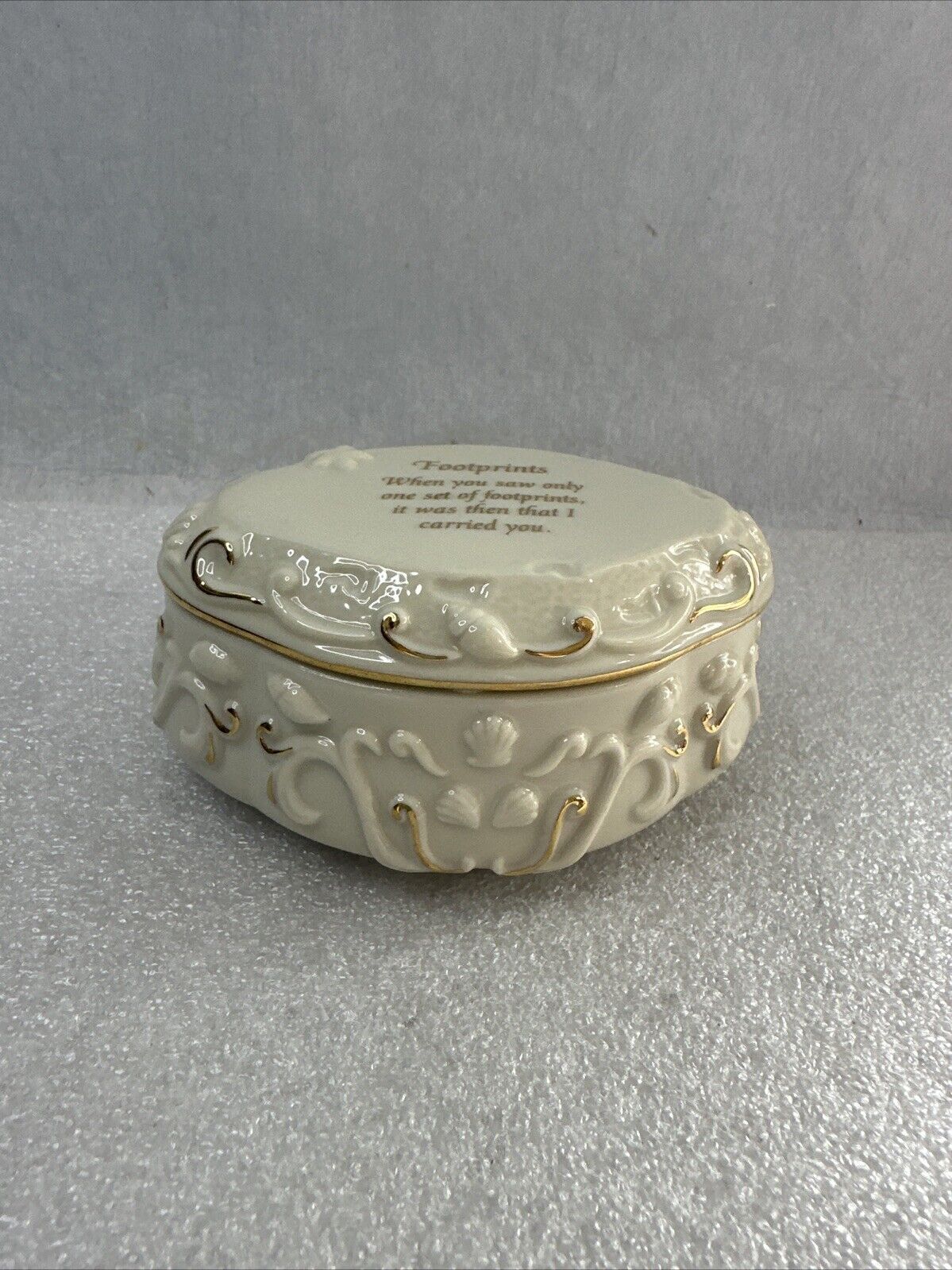 Lenox Fine Porcelain Music Box Footprints Works Amazing Grace 1997