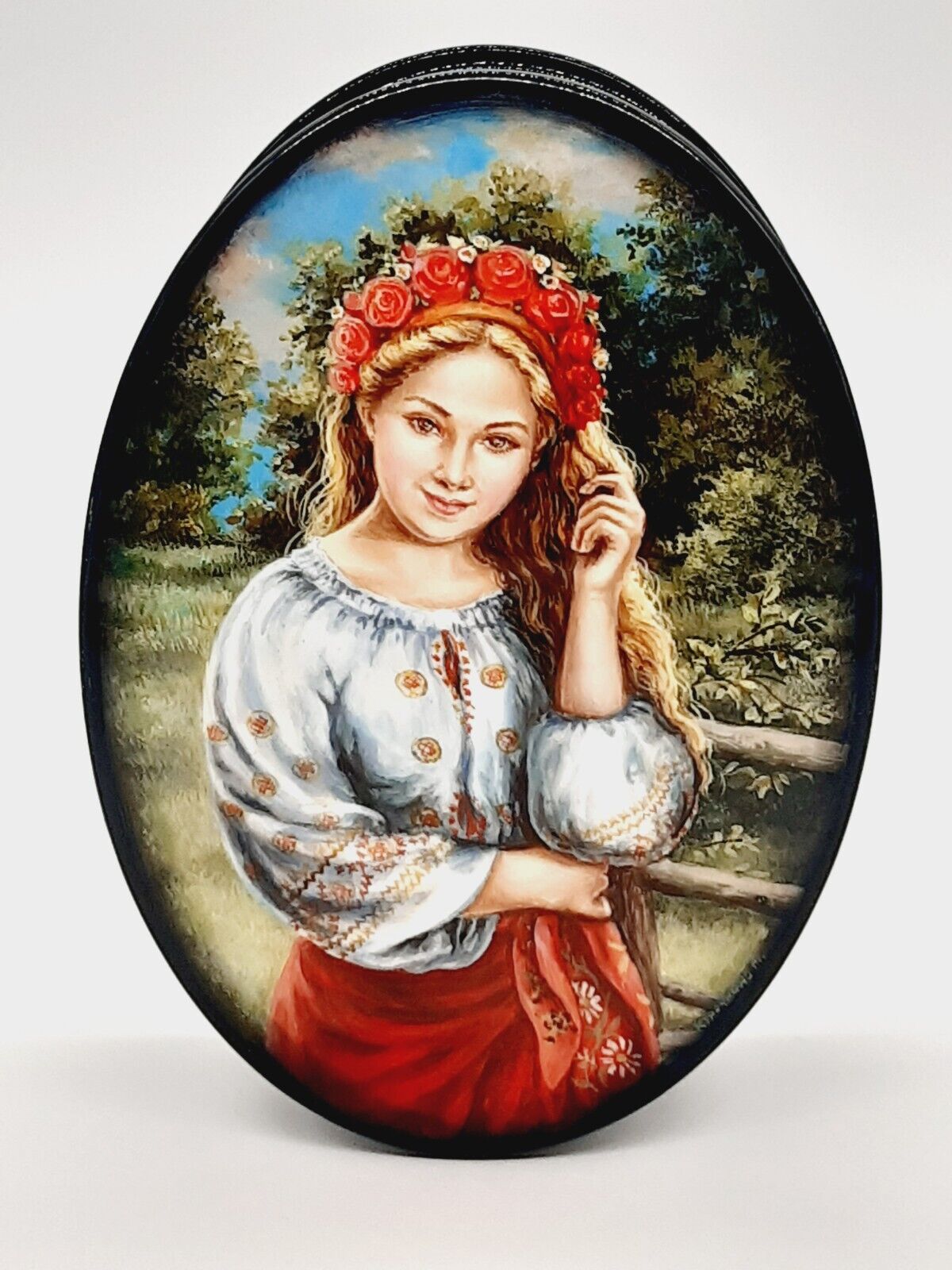 Lacquer box “Ukrainian beauty” Hand made and painted in Ukraine Jewelry box 