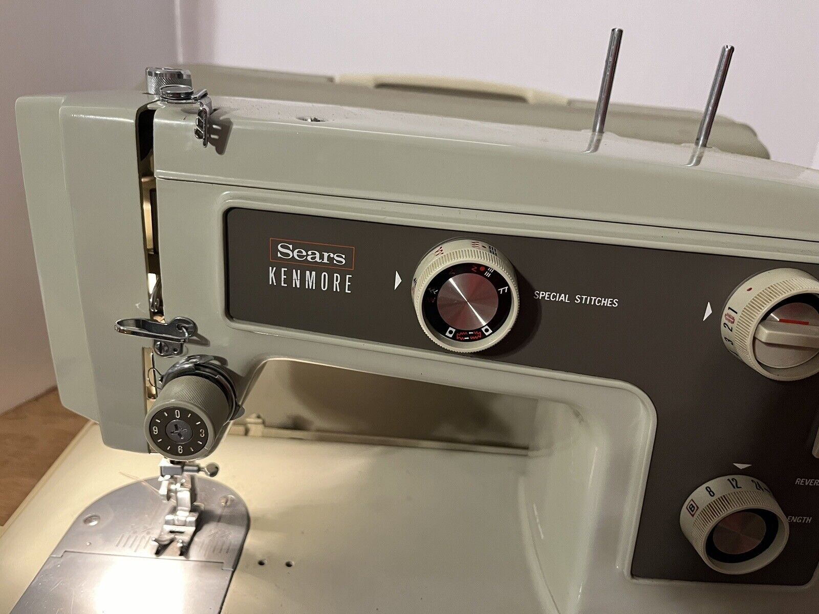 Sears Sewing Machine Model 5150 With Case