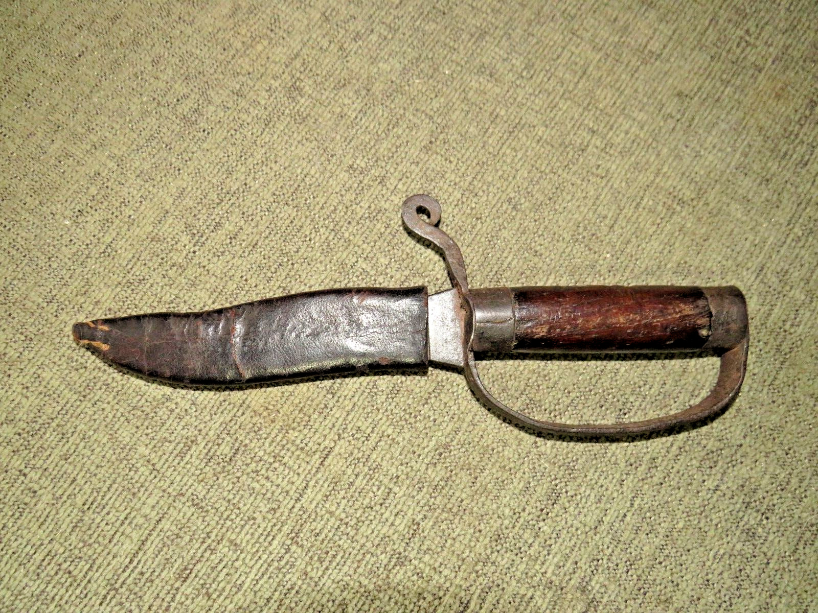 ORIGINAL CIVIL WAR CONFEDERATE REBEL SMALL BLACKSMITH D GUARD KNIFE & SHEATH