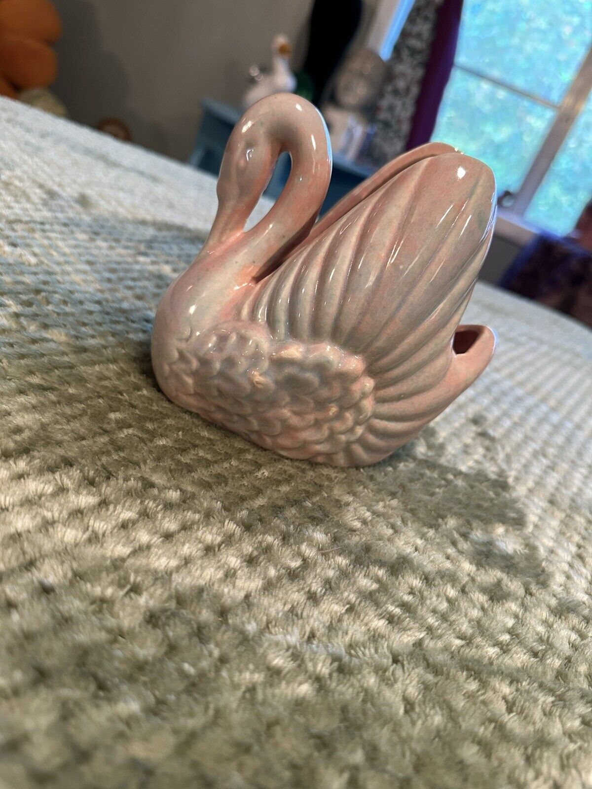 Vintage Gonder Ceramic Swan Vase/ Planter