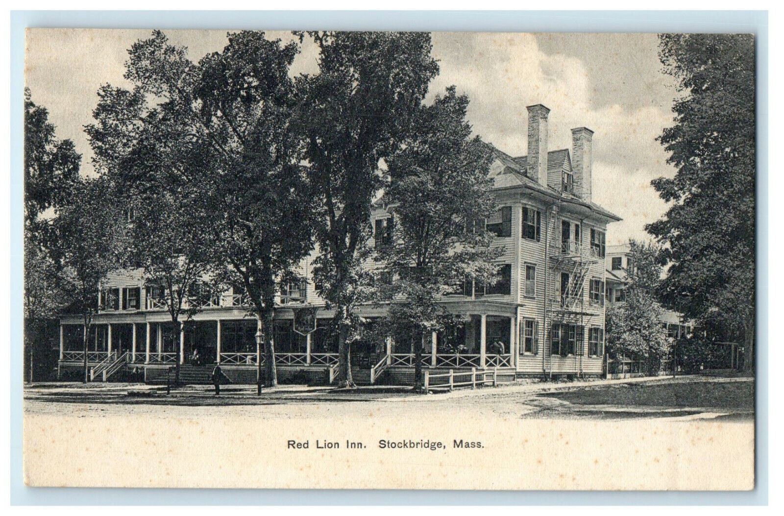 c1905s View of Red Lion Inn, Stockbridge, Massachusetts MA Postcard