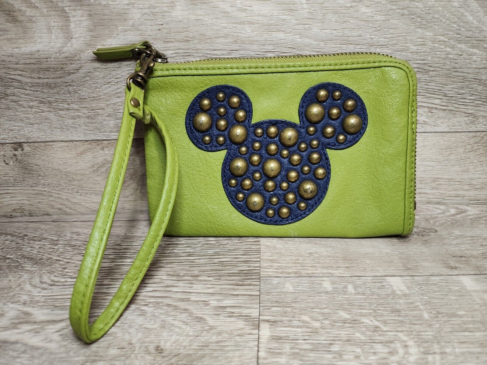 Genuine Disney Parks Mickey Mouse Green Wristlet Wallet 
