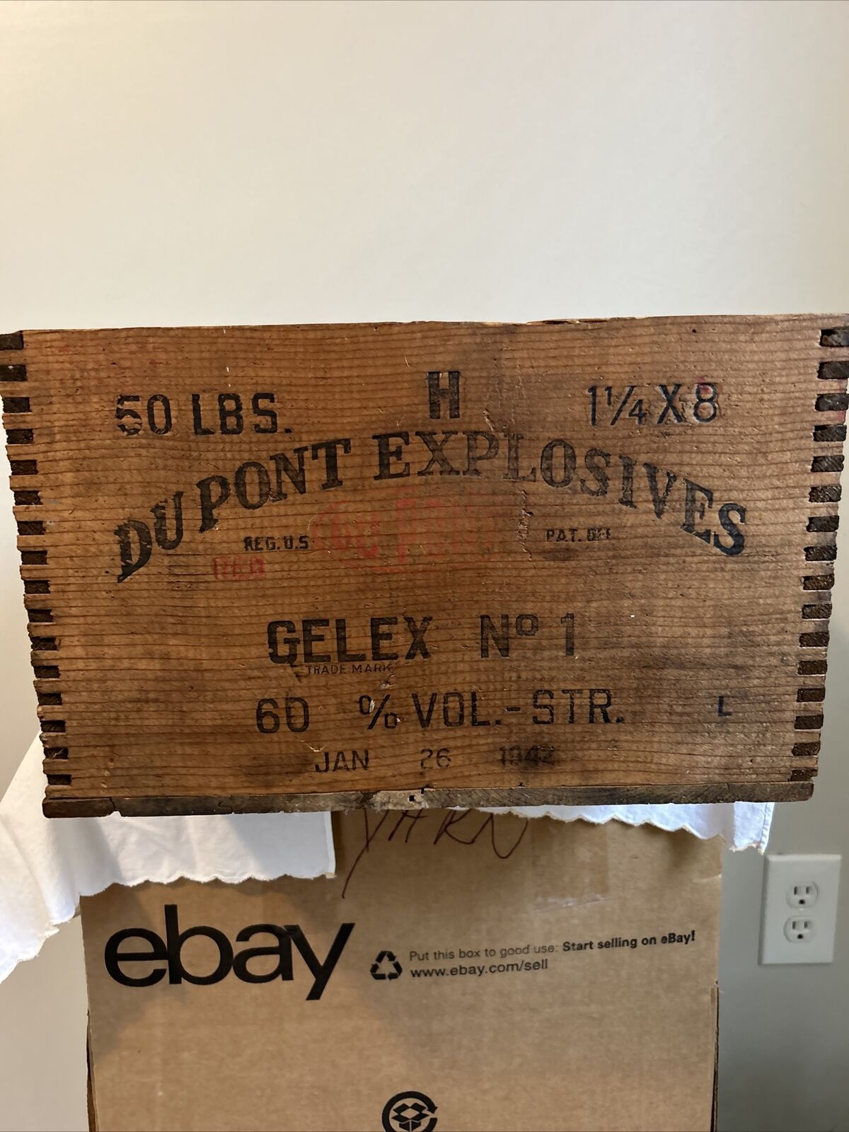 Vintage Dupont Explosives Gelex No. 1 60% Vol-STR  Jan/1942 Wood Crate