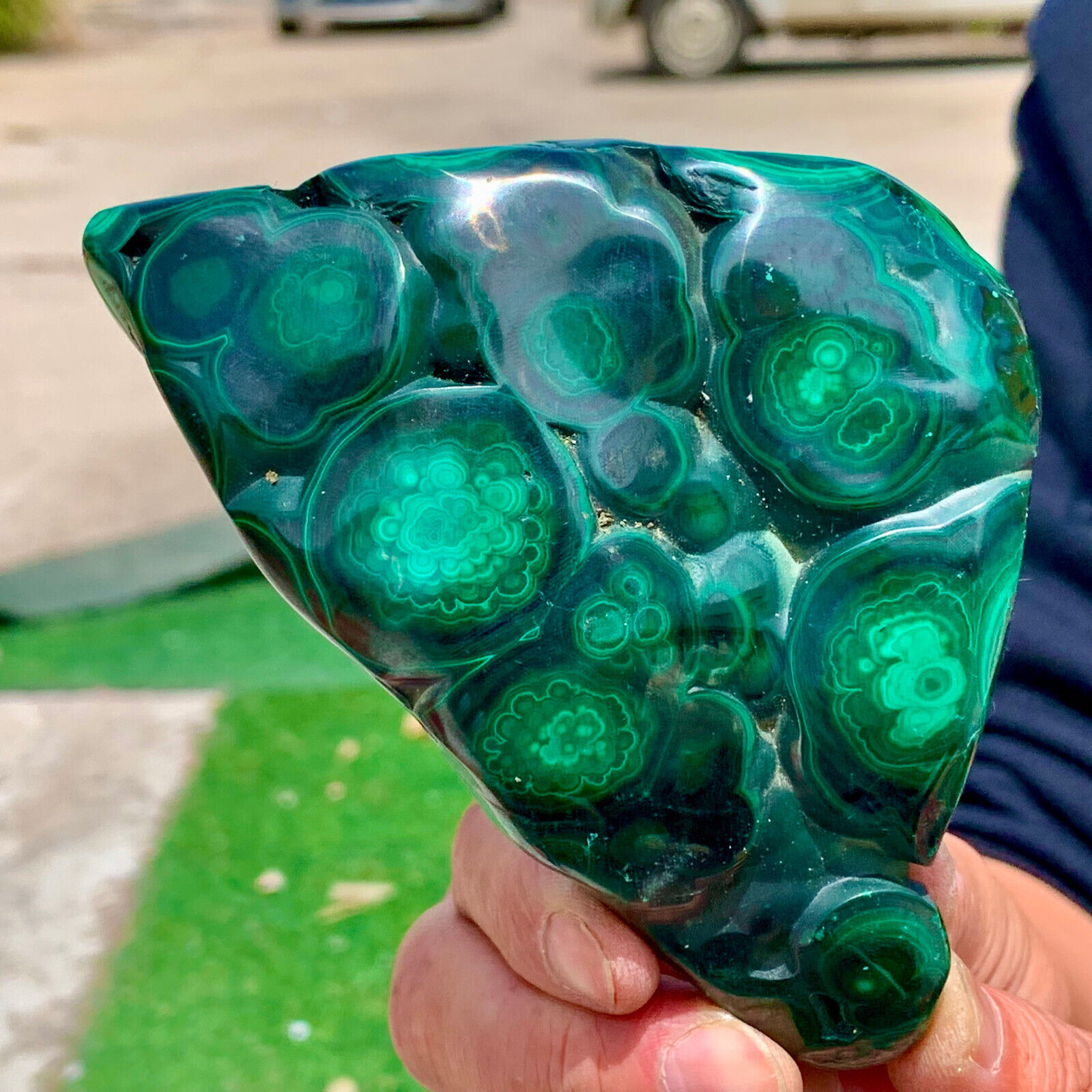 483G Natural glossy Malachite transparent cluster rough mineral sample