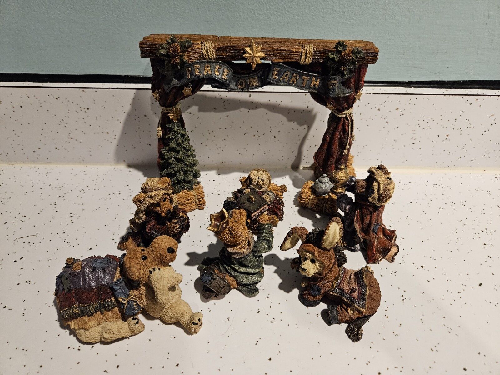 Boyd's Bears and Friends Figurines Nativity Set 7 pieces