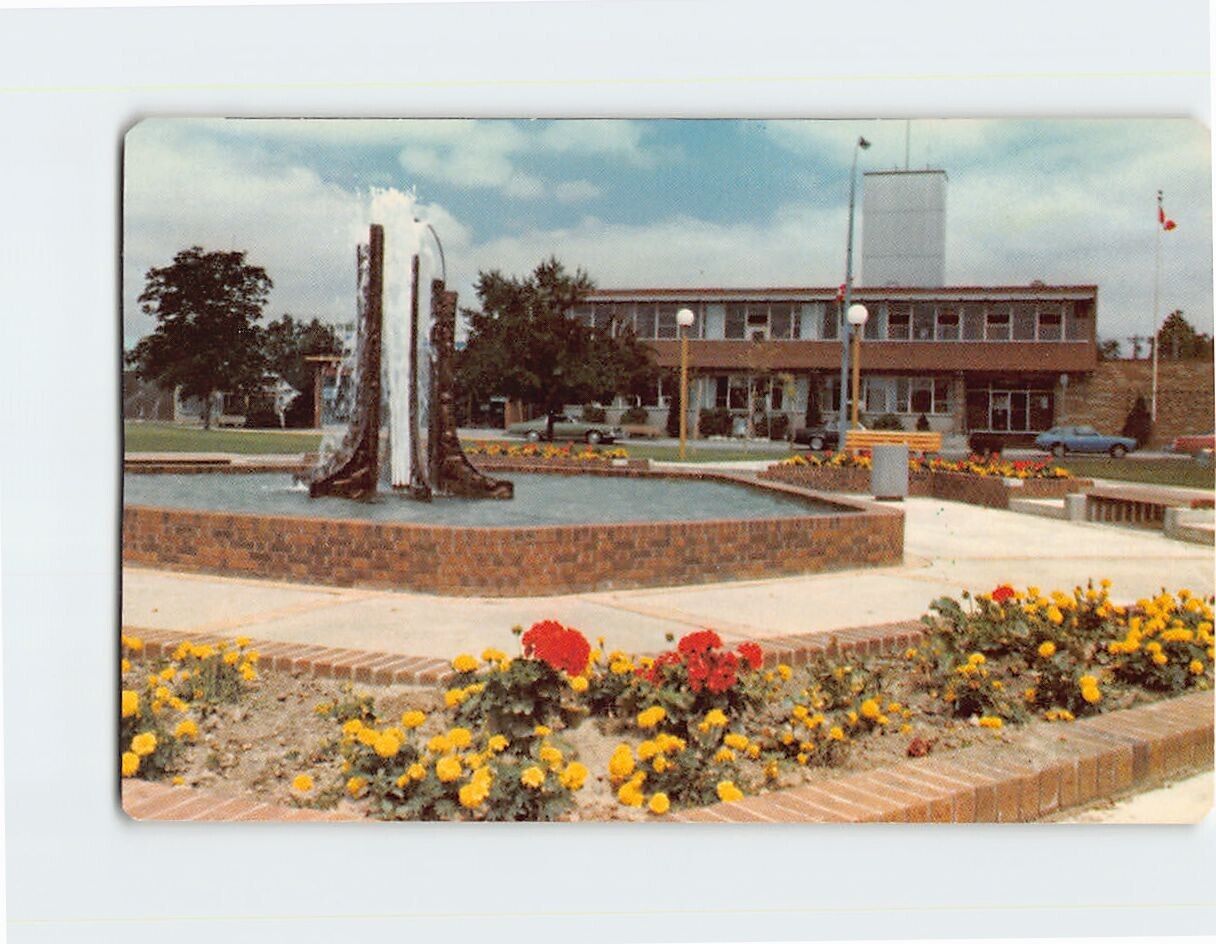 Postcard Civic Square Wallaceburg Ontario Canada