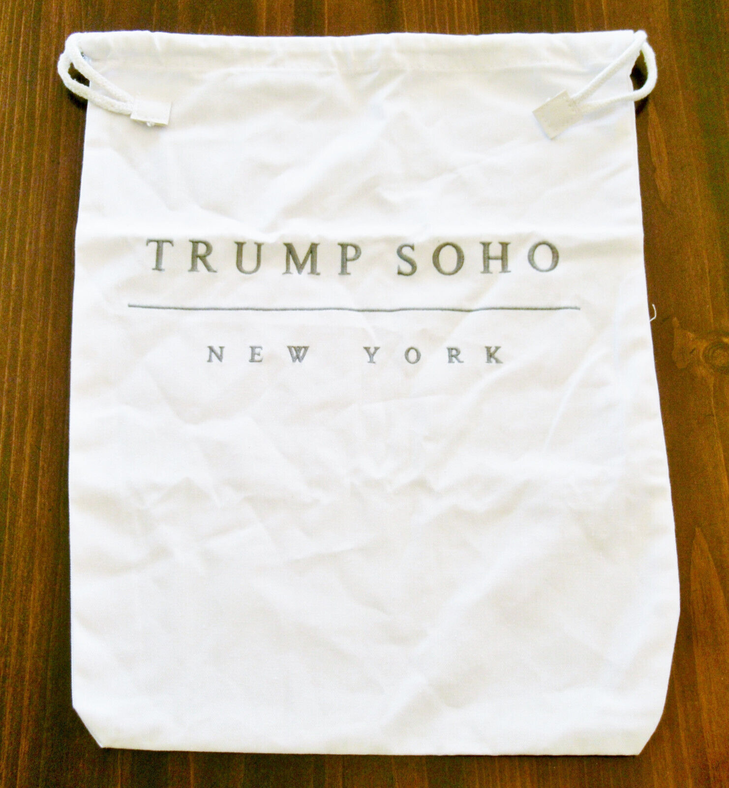 Lot (2) Donald Trump Soho Hotel New York Vintage Laundry Tote Bags NWOT
