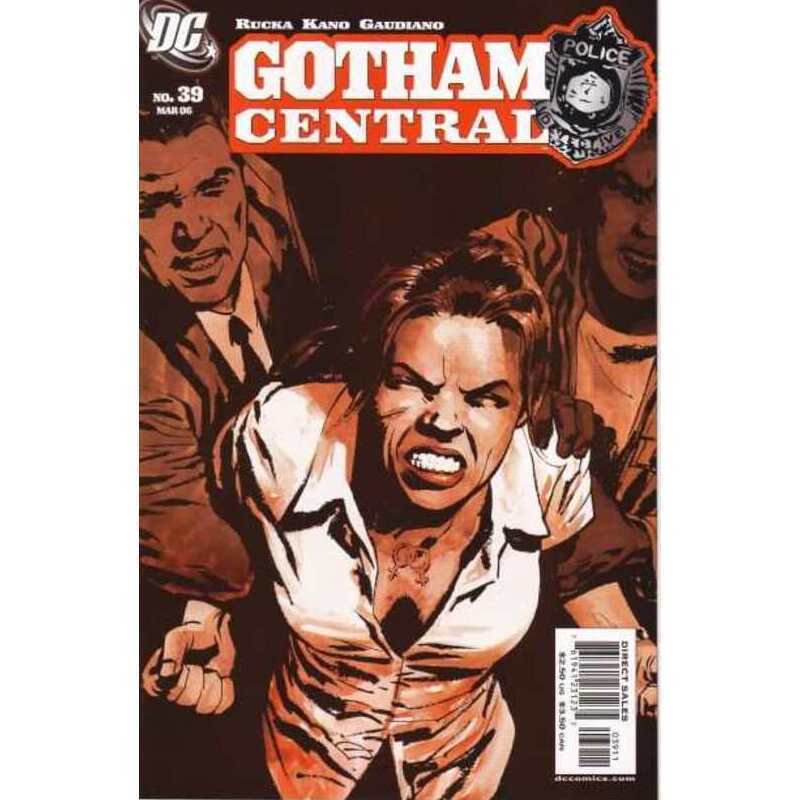Gotham Central #39 in Near Mint condition. DC comics [w~
