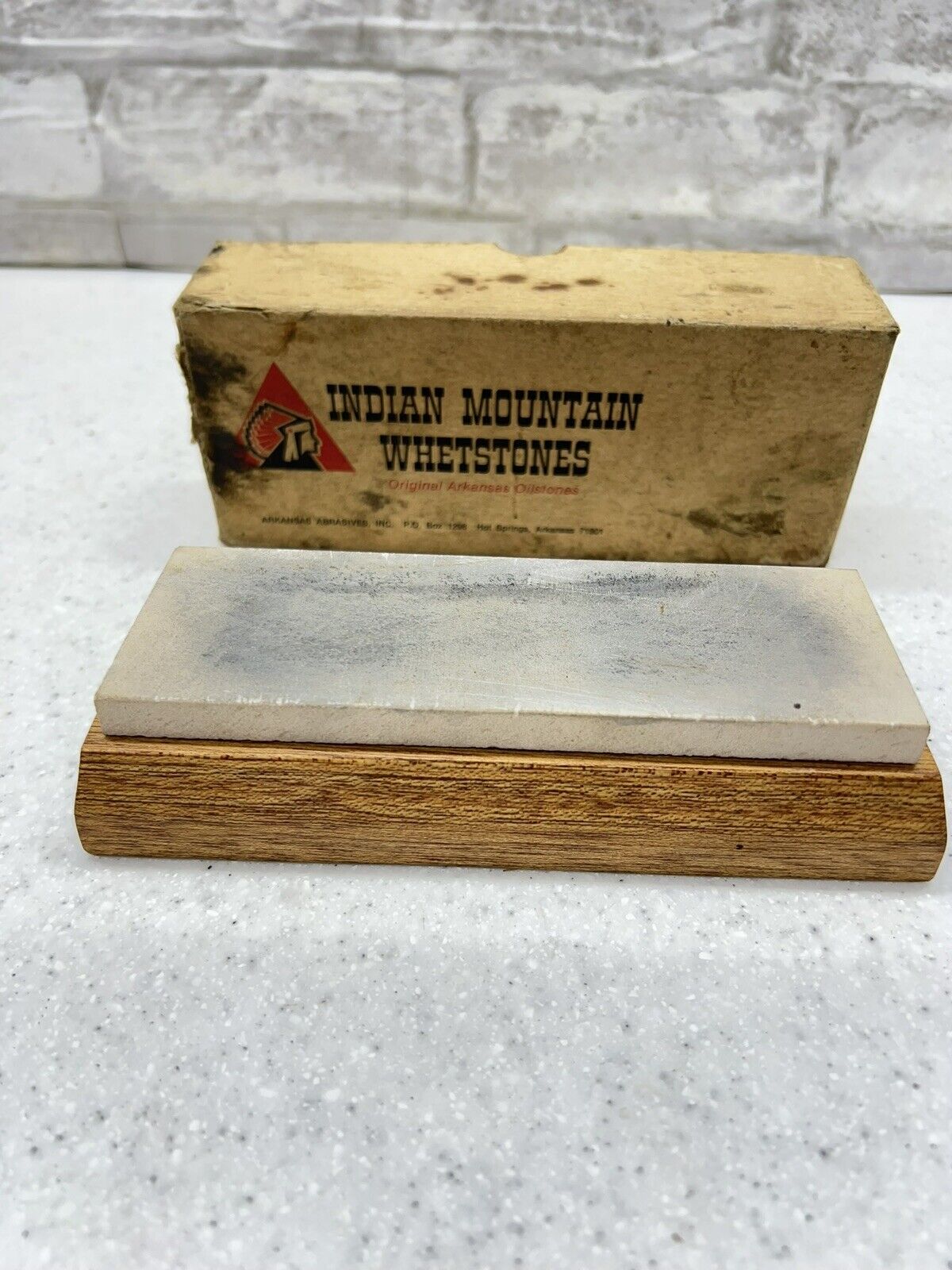Indian Mountain Whetstones Vintage B-S8LM Arkansas Oilstone In Original Box USA