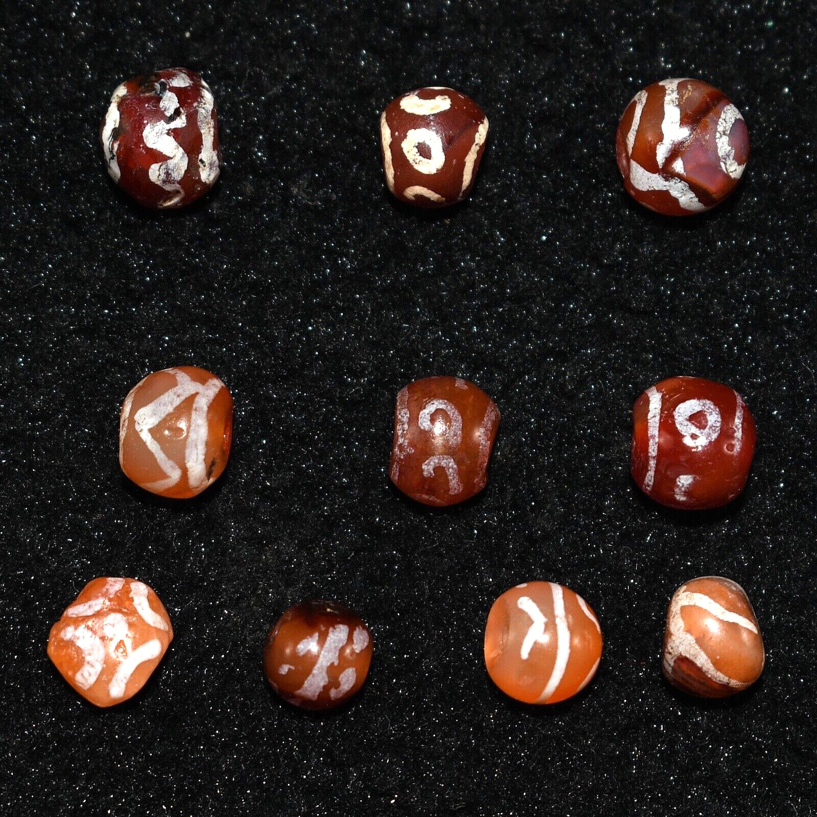 10 Ancient Etched Round Carnelian Longevity Stone Beads in very Good Condition