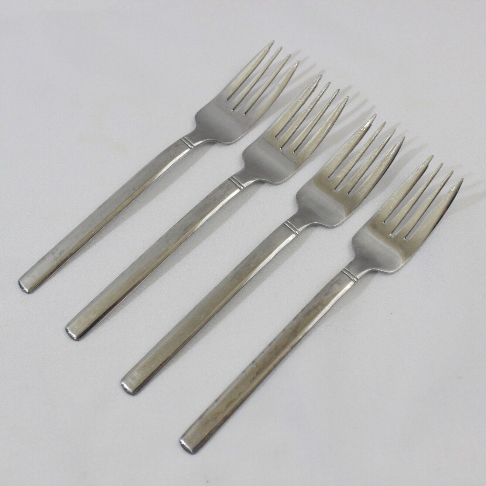 Cuisinart Seminary 18/10 Stainless Flatware Salad Forks x 4 B