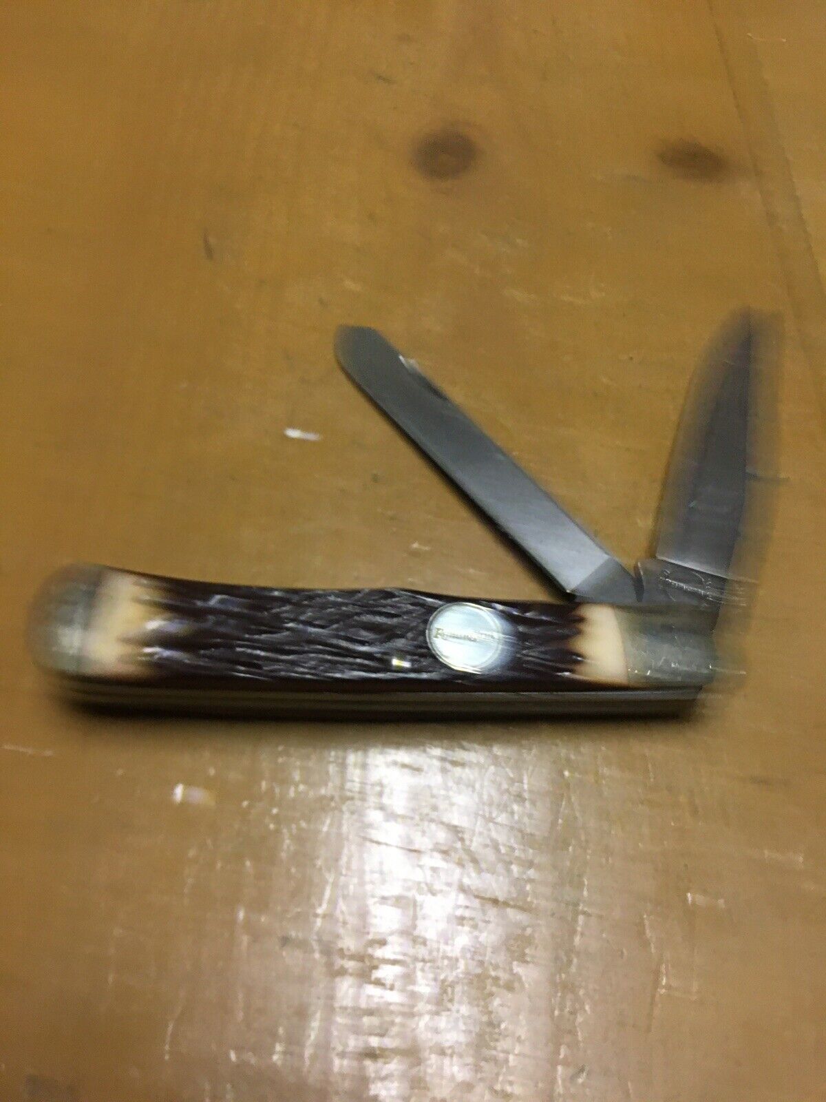 VINTAGE- REMINGTON (Camillus) USA R12 TWO BLADE TRAPPER FOLDING POCKET KNIFE